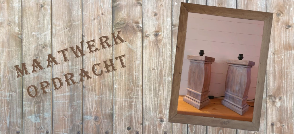 Maatwerk service opdracht: Set van twee robuuste houten tafellampen