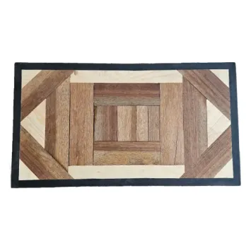 smalle landelijke bijzet of salontafel